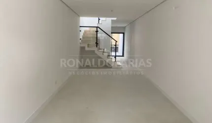 Sobrado a venda com  120 M²,03 suítes na região de santo Amaro