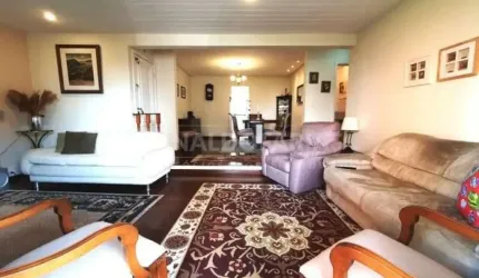 Apartamento de 130m² á venda na região do Morumbi com 3 dormitórios!!