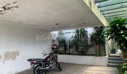 casa a venda na região de veleiros
