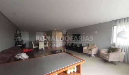 Vendo apartamento 3 suítes no cond. Green Village/ Interlagos