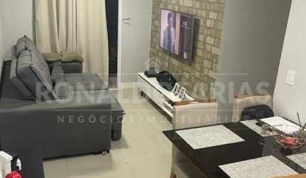 Casa à venda com 2 dormitórios e 1 vaga na região do Jardim Iracema.