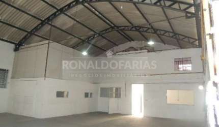 Galpão para Venda no Bairro de Interlagos Veleiros 592 m² Gerando Renda Próximo a Avenida Atlântica