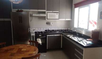 Sobrado a venda com 70 m² ,02 suites na regiao do Campo Grande