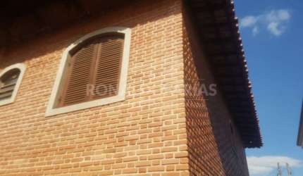 SOBRADO A VENDA 2DORM.2VAGAS REGIAO CIDADE DUTRA