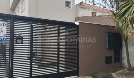 Casa  a venda em condominio fechado sendo 2 quartos ,sala ampla 2 banheiro ,1 vaga de garagem cobert