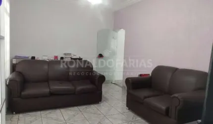 Sobrado 2 Dormitórios 2 Vagas à Venda em Parque América.