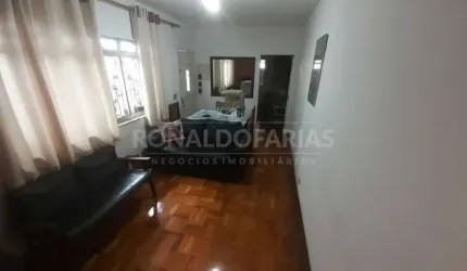 casa Terrea a venda com 03 dormitórios na região de Interlagos.