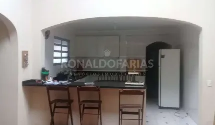 CASA EM FRENTE À ESTAÇÃO PRIMAVERA/INTERLAGOS