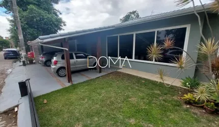 Casa em Condomínio com saída para o canal navegavel