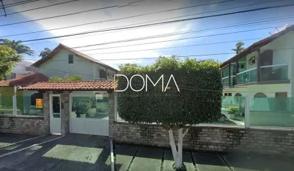 Casa em Condomínio com vista lagoa