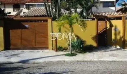 Casa à venda no bairro Portinho - Cabo Frio/RJ