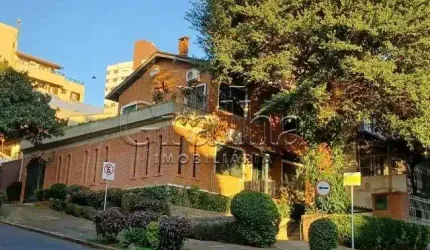 Casa com 4 quartos à venda na Rua Amélia Teles, 215, Petrópolis, Porto Alegre por R$ 990.000