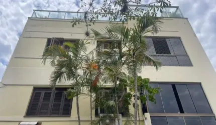 Apartamento com 4 quartos à venda na Rua Evaristo da Veiga, 415, Partenon, Porto Alegre por R$ 950.000