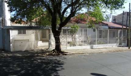 Casa com 5 quartos à venda na Rua Riveira, 513, Petrópolis, Porto Alegre por R$ 1.500.000