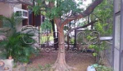 Casa com 2 quartos à venda na Rua Doutor Timóteo, 64, Floresta, Porto Alegre por R$ 800.000