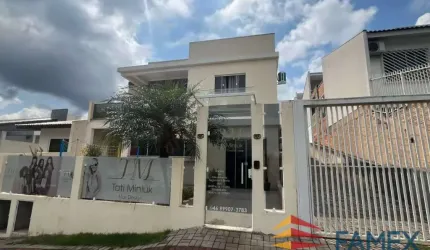 CASA COM SALA COMERCIAL À VENDA NO BAIRRO CRISTO REI - CA956
