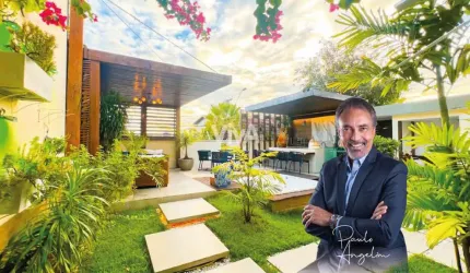 Casa em condomínio 5  suítes  - De Lourdes