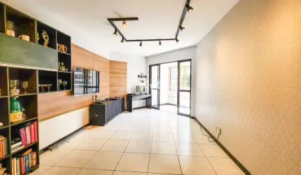 Apartamento com 3 suítes na Aldeota