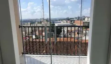 Apartamento á venda 2 Quartos, Varanda, 1 Vaga de Garagem - Santa Maria