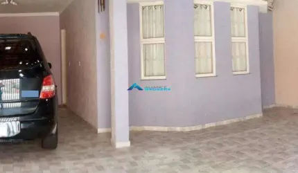 Vende-se Casa Térrea de 3 dormitórios, 4 Vagas, em Bairro Nobre de Jundiai