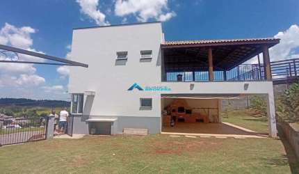 Casa a venda C/ 3 Suítes, 4 Vagas, Amplo Quintal, Cond. Terras de Jundiaí (Aceita Permuta)