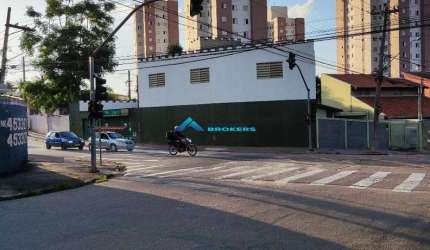 Vende-se ou Aluga-se Prédio Comercial com Casa anexa, no Cidade Nova, em Jundiai-SP