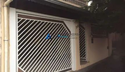 Casa Sobrado com 180 m² a venda em ótima localização ( Para Ponto residencial e comercial )