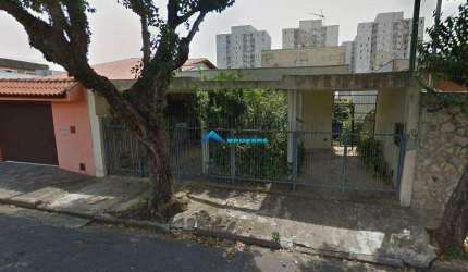 Vende-se Casa de 3 dormitórios, 2 vagas, 1 quarto e banheiro no Porão, no Cidade Luíza, Jundiai