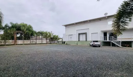 VENDA: Galpão 600m2 em terreno de 2.100m2, amplo pátio, Barra do Rio, Itajaí/SC!