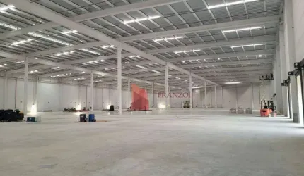 ALUGUEL: ARMAZÉM LOGÍSITCO 17.300 m² em NAVEGANTES/SC.