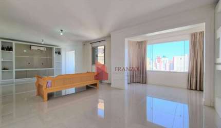 VENDA: Apartamento semi MOBILIADO, REFORMADO, 4 Suítes, Centro, Itajaí/SC!
