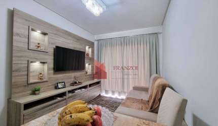 VENDA: Apartamento SEMIMOBILIADO com 2 Dormitórios - São João - Itajaí/SC