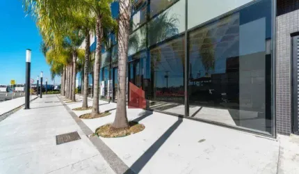 LOCAÇÃO: Loja térrea no Centro de Itajaí