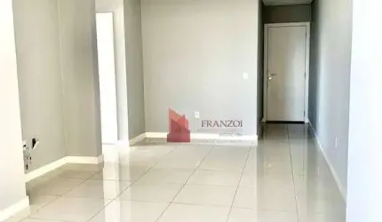 VENDE: Excelente  Apartamento com 2 suítes  por R$ 780.000 - Centro - Itajaí/SC