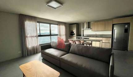 LOCAÇÃO- Apartamento MOBILIADO 87m² no CENTRO de Itajaí, SC