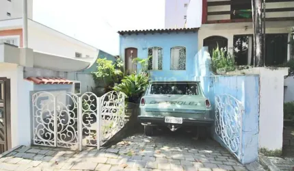 CASA / SOBRADO
