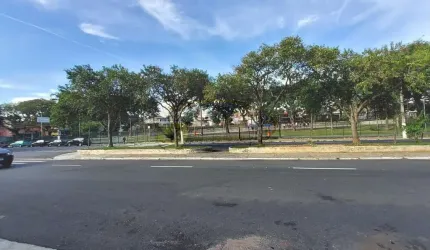 CASA TERREA NO JD BEATRIZ RUA BENEDITO CONRADO FILHO  PARA LOCAÇÃO