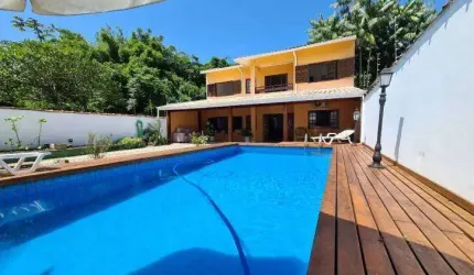 Casa à venda no bairro Barra da Lagoa em Ubatuba/SP