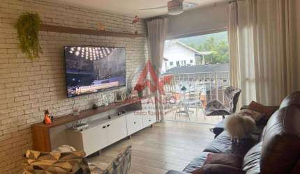 Apartamento Padrão, 03 dormitórios, 02 suítes, 02 garagens , ótima localização