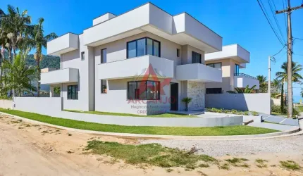 CASA A VENDA EM CONDOMINIO FECHADO NA PRAIA DA LAGOINHA COM 04 SUITES