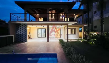 CASA A VENDA EM CONDOMINIO FECHADO NA PRAIA DA LAGOINHA PROXIMO AO MAR
