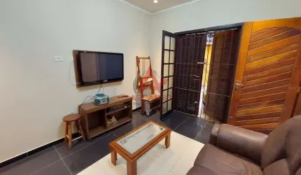 Casa com edícula a venda no Perequê Açú