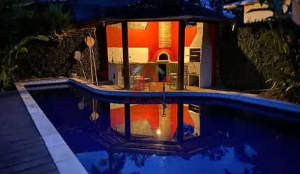 ITAMAMBUCA - CASA EM CONDOMINIO FECHADO EM ITAMAMBUCA COM 4 DORMITORIOS