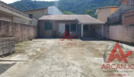 Casa a venda no Perequê-Açu!