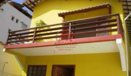 Sobrado a venda em ótima localização no itagua