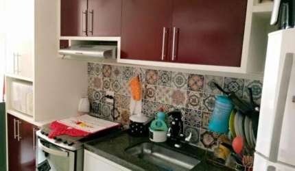 Título: Apartamento com 2 Dormitórios em Excelente Localização à Venda