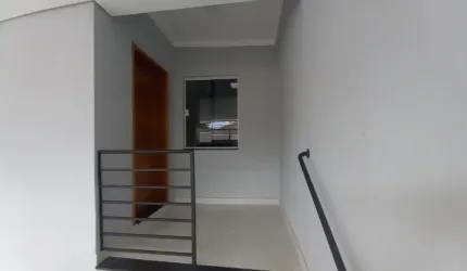 Excelente casa nova no Jardim Sul