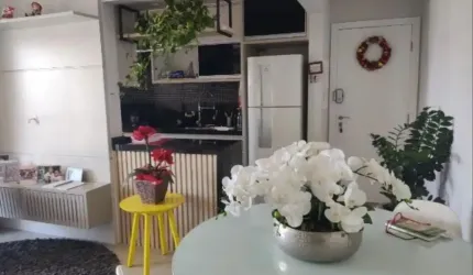 Lindo Apartamento à Venda no Condomínio Rossi