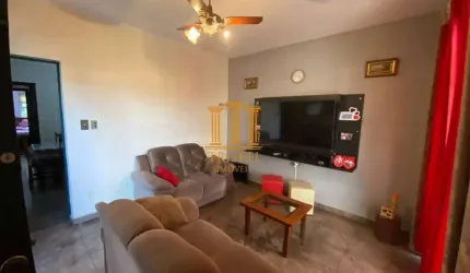 Casa 3 Dorm com suíte + 2 edículas no fundo na Vila São Geraldo em Taubaté - CA529