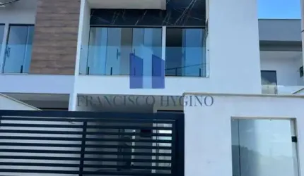 Casa para Venda em Volta Redonda, Jardim Belvedere, 3 dormitórios, 3 suítes, 5 banheiros, 2 vagas